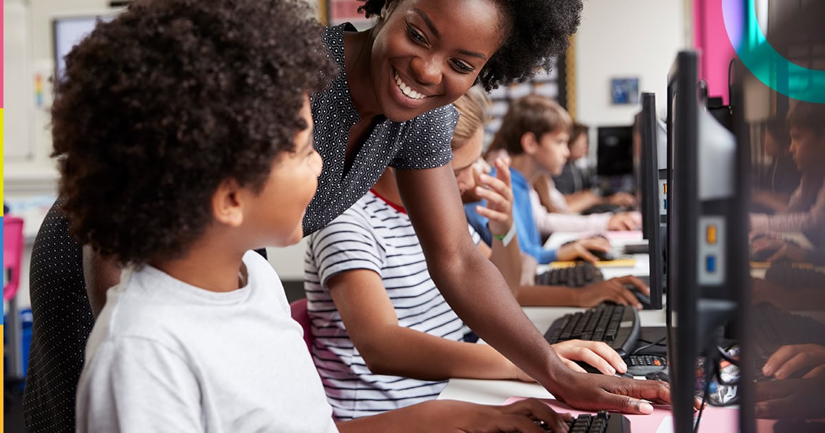 Reconstrução da educação passa pela tecnologia