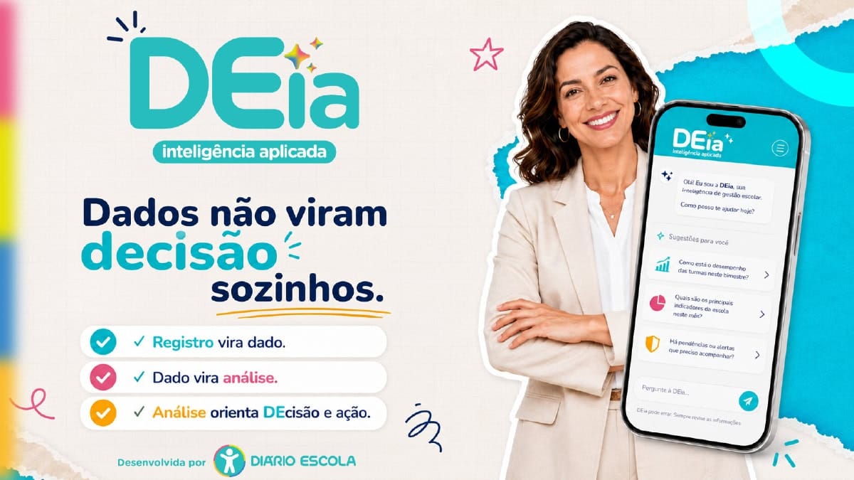 Imagem de uma diretora escolar sorridente com um smartphone com a DEia – Diário Escola inteligência aplicada, promovendo análise de dados na educação.